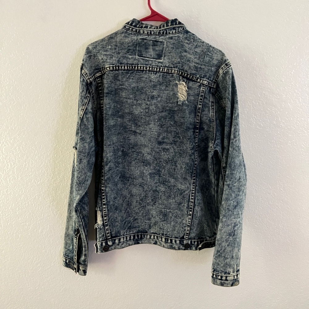 Jean jacket - Picture 2 of 3